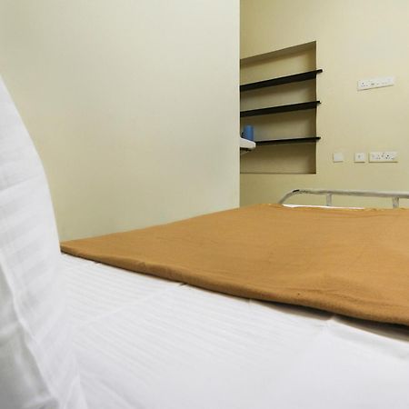 Spot On Jayalakshmi Residency Non Ac Ξενοδοχείο Kovilpatti Εξωτερικό φωτογραφία