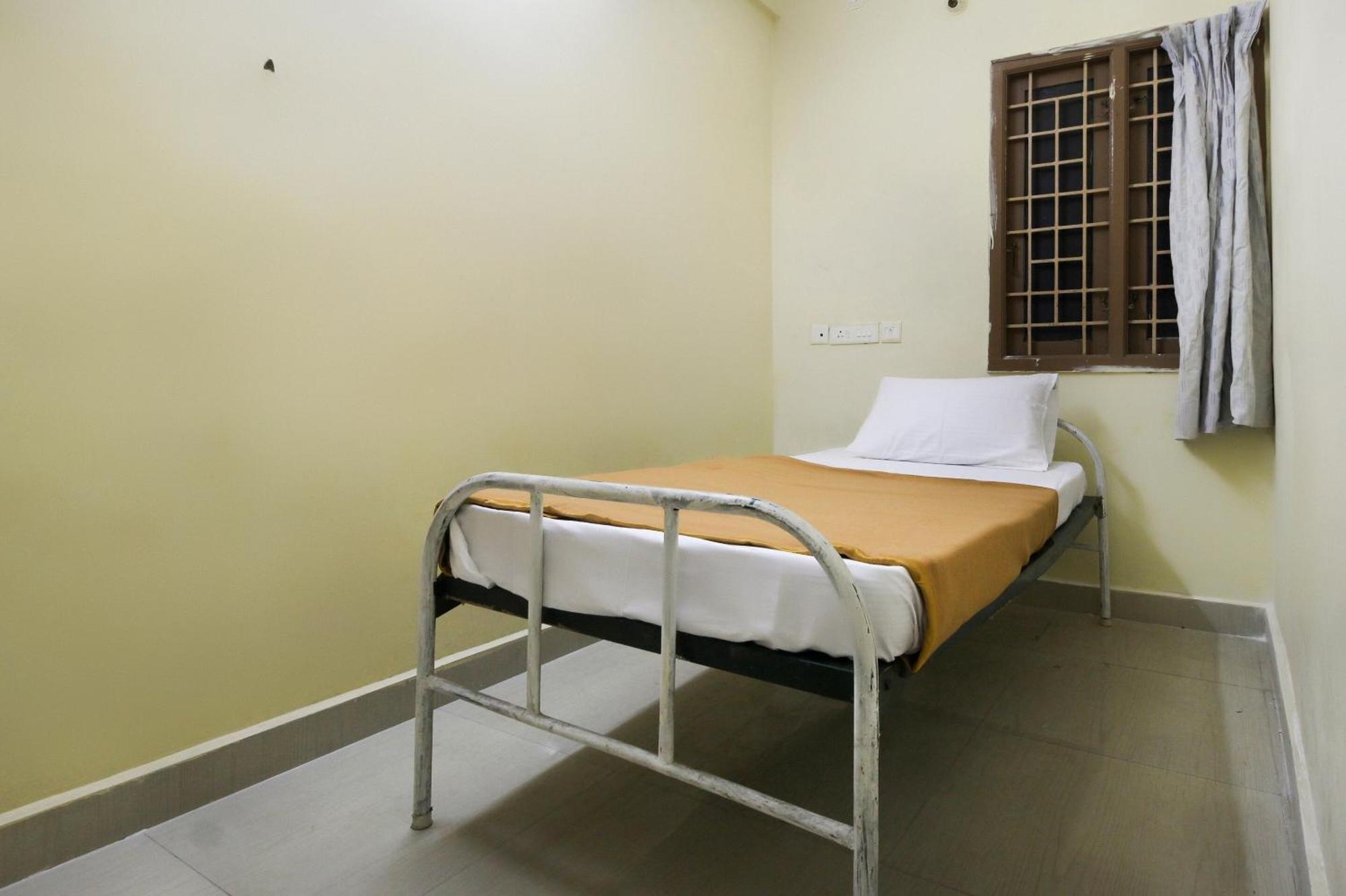 Spot On Jayalakshmi Residency Non Ac Ξενοδοχείο Kovilpatti Εξωτερικό φωτογραφία