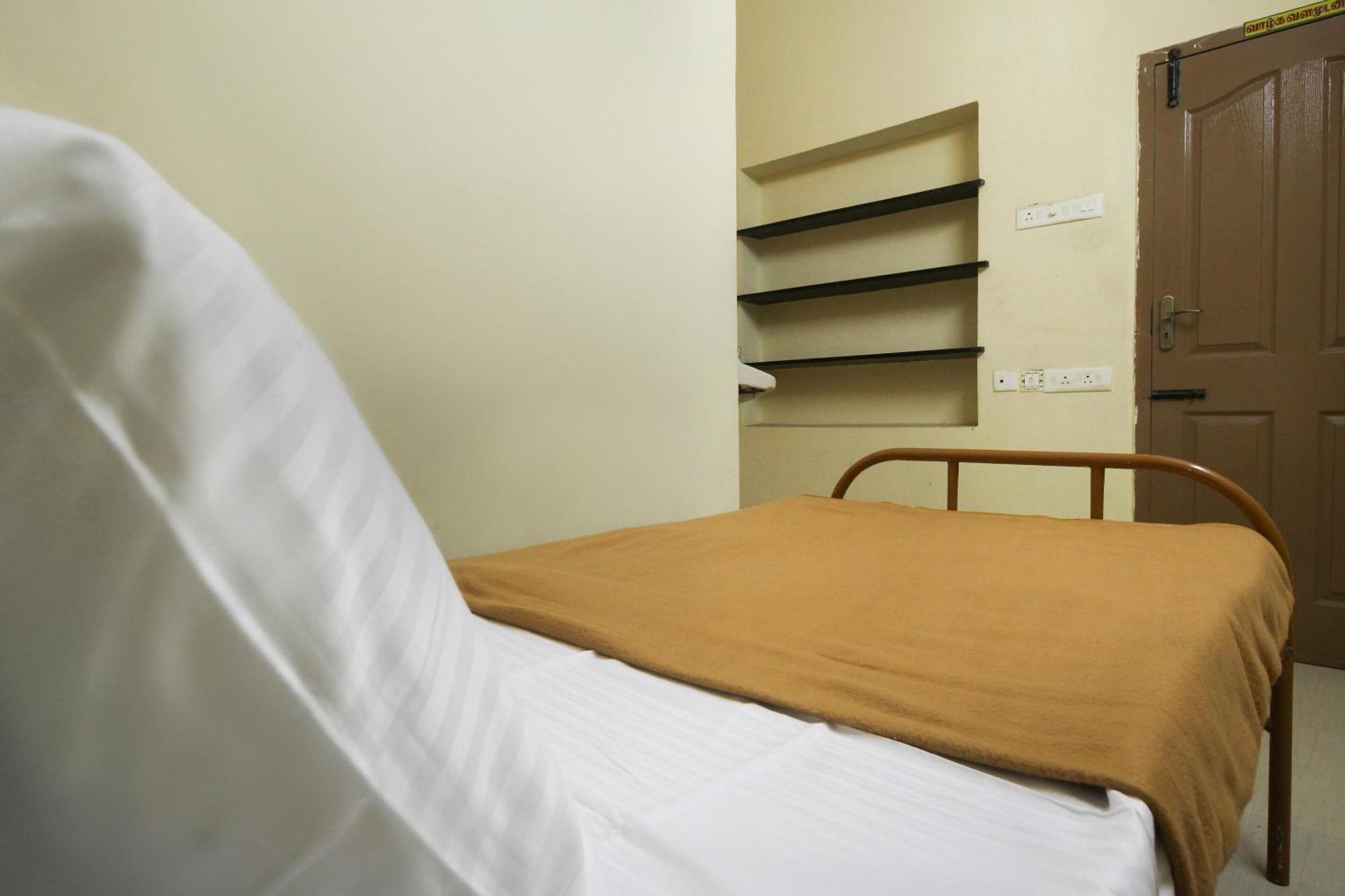 Spot On Jayalakshmi Residency Non Ac Ξενοδοχείο Kovilpatti Εξωτερικό φωτογραφία