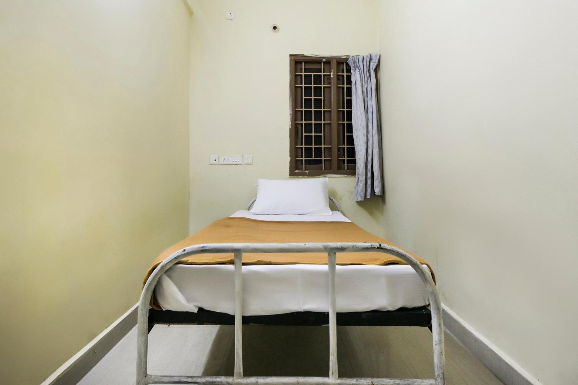 Spot On Jayalakshmi Residency Non Ac Ξενοδοχείο Kovilpatti Εξωτερικό φωτογραφία