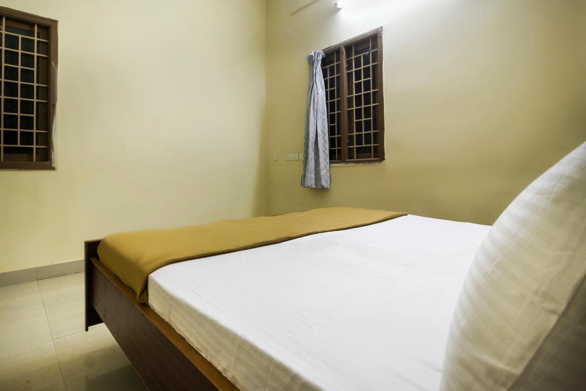 Spot On Jayalakshmi Residency Non Ac Ξενοδοχείο Kovilpatti Εξωτερικό φωτογραφία